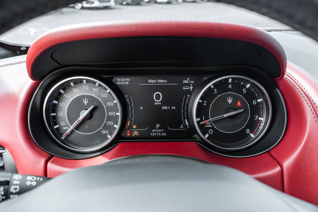 Used 2022 Maserati Levante GT image 16