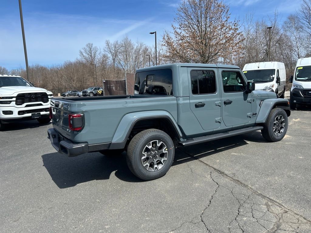 New 2026 Jeep Gladiator Sport AWD/4WD image 3