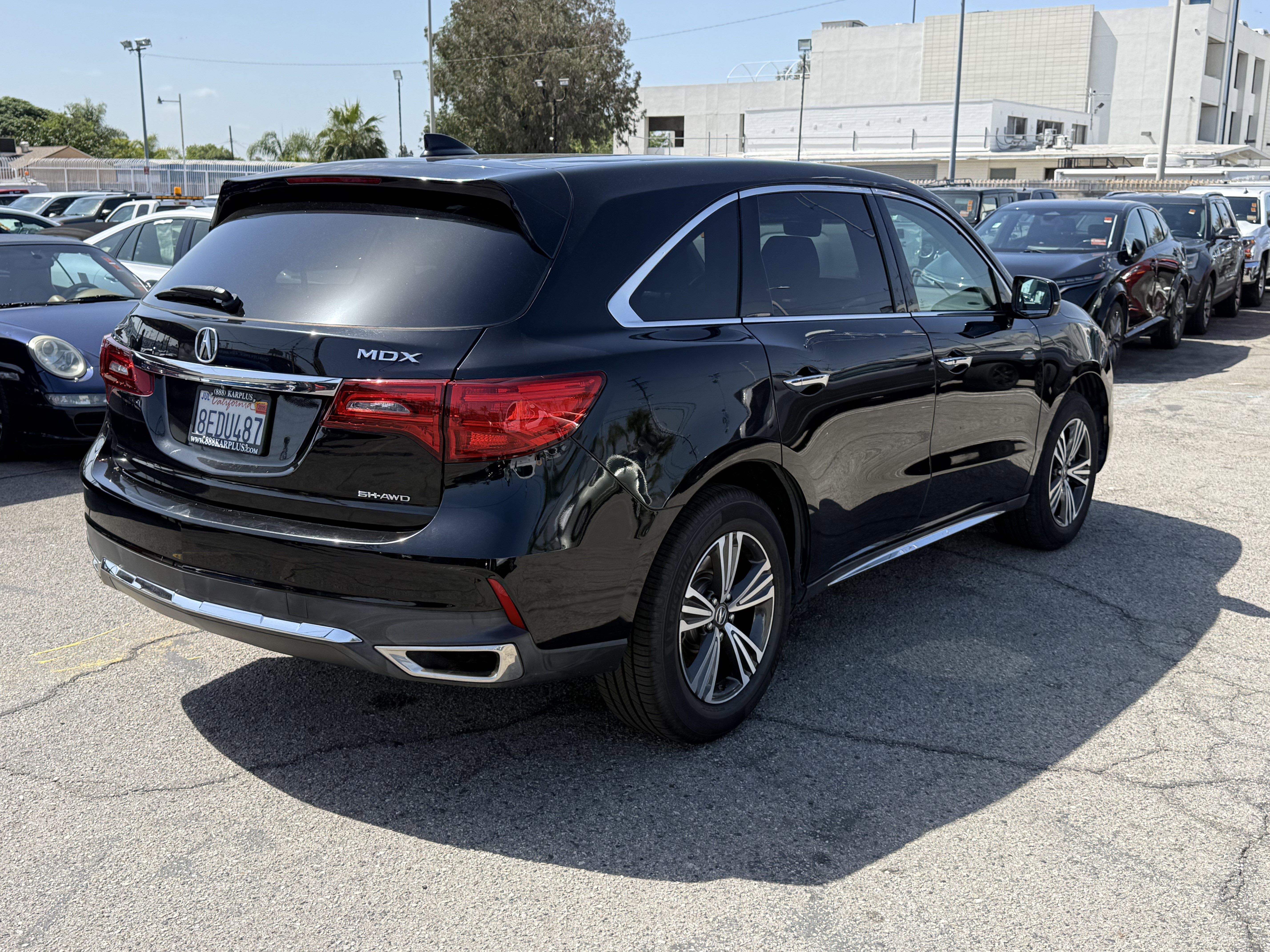 Used 2018 Acura MDX SH-AWD image 9