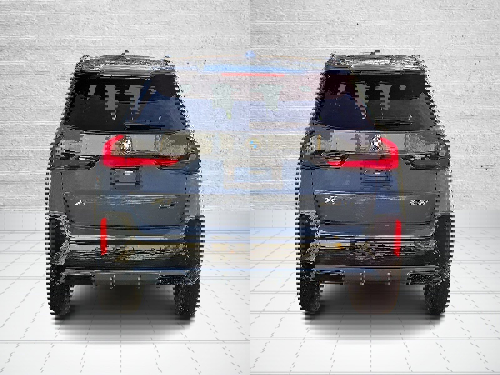 Certified 2023 BMW X1 xDrive28i w/ Premium Package image 5