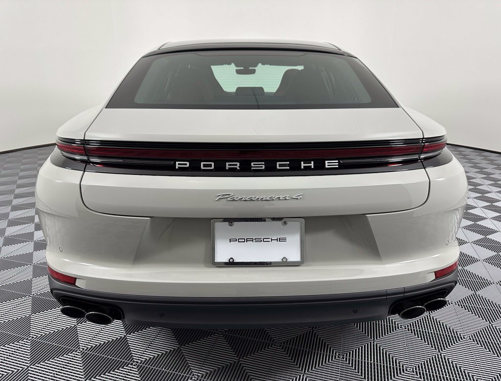 Used 2026 Porsche Panamera RWD image 13
