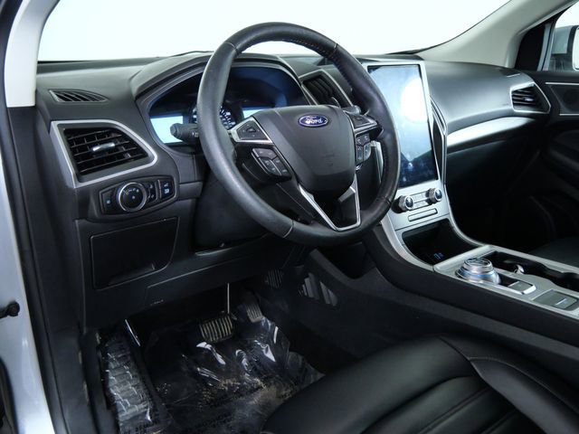 Used 2024 Ford Edge SEL w/ Convenience Package AWD/4WD image 17