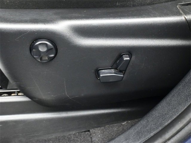 Used 2020 Jeep Grand Cherokee Limited w/ Luxury Group II image 18