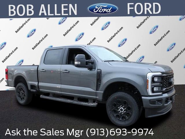 New 2026 Ford F250 Lariat w/ Black Appearance Package image 1