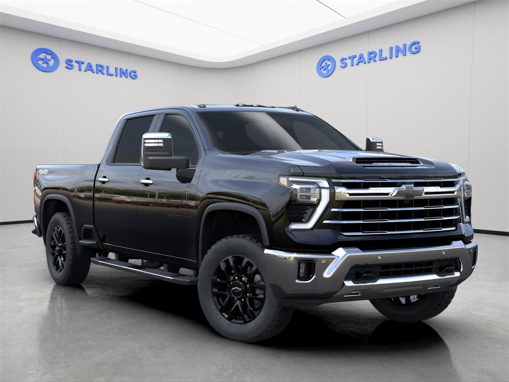Used 2025 Chevrolet Silverado 2500 LTZ w/ LTZ Premium Package image 7