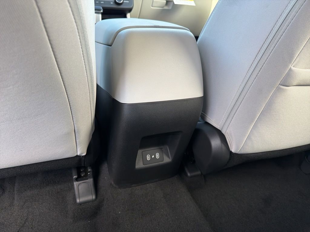 New 2026 Hyundai Tucson SE image 16