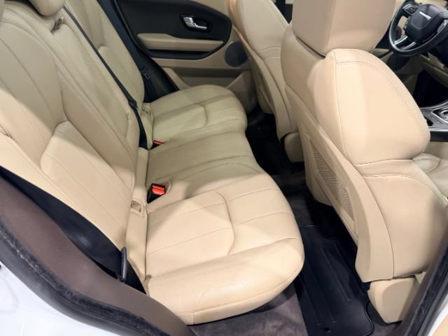 Used 2018 Land Rover Range Rover Evoque SE AWD/4WD image 28