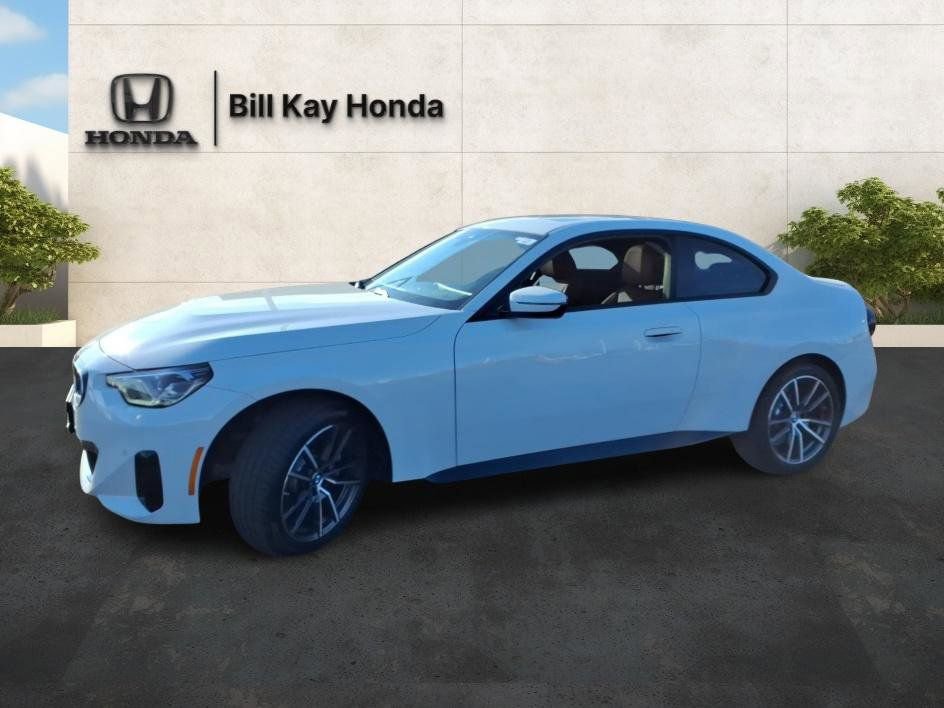 Used 2023 BMW 230i xDrive 230i xDrive w/ Convenience Package image 6