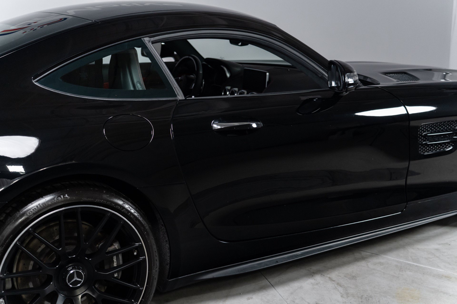 Used 2017 Mercedes-Benz AMG GT Coupe w/ Exclusive Interior Package image 23
