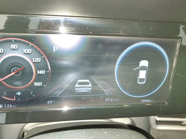 Used 2022 Hyundai Elantra SEL w/ Convenience + Premium Package FWD image 17