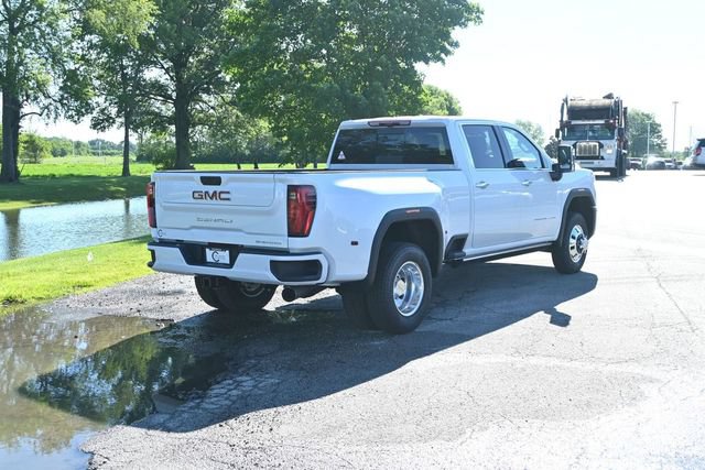 New 2026 GMC Sierra 3500 Denali w/ Denali Reserve Package AWD/4WD image 5