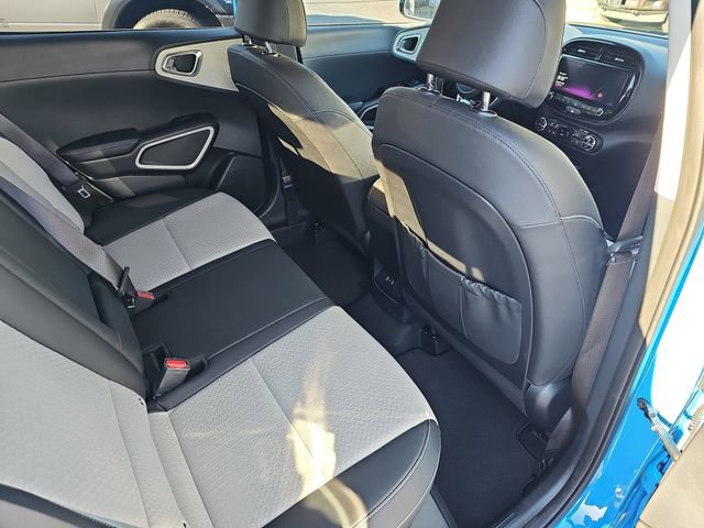 Used 2024 Kia Soul GT-Line image 11