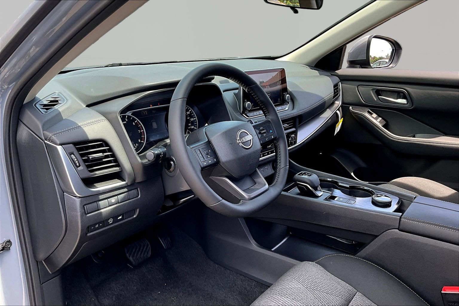 New 2026 Nissan Rogue SV AWD/4WD image 15