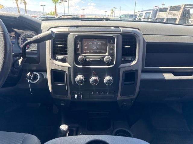 Used 2016 RAM 3500 Tradesman w/ Chrome Appearance Group AWD/4WD image 12