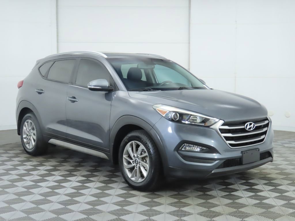Used 2017 Hyundai Tucson SE Plus image 3