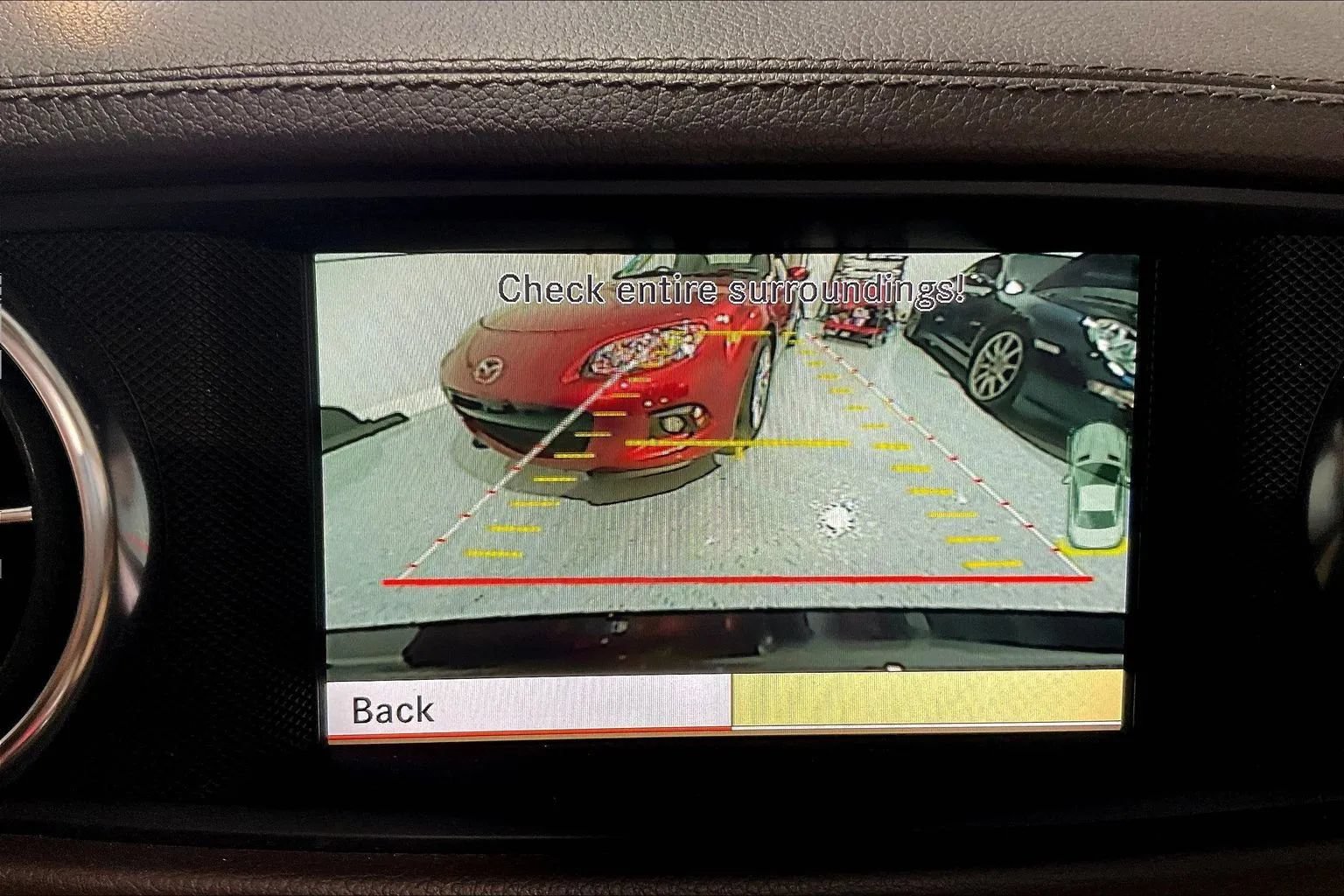 Used 2013 Mercedes-Benz SL 550 w/ Premium Pkg image 14