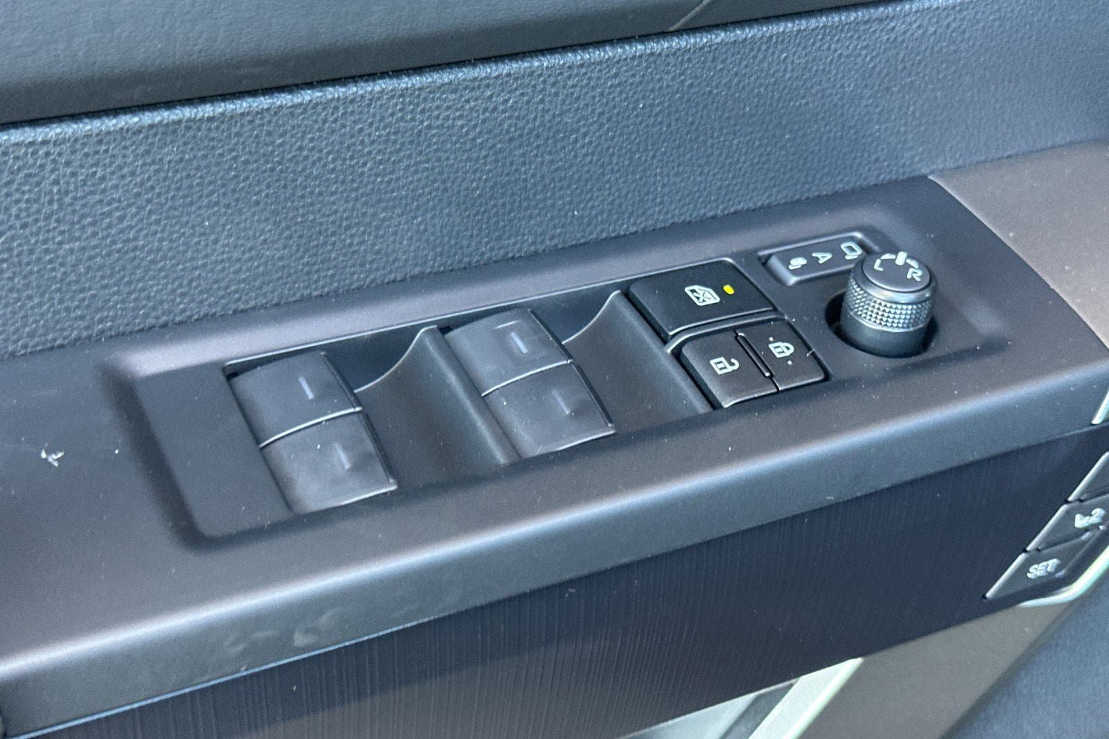 New 2026 Toyota Tundra Platinum AWD/4WD image 13