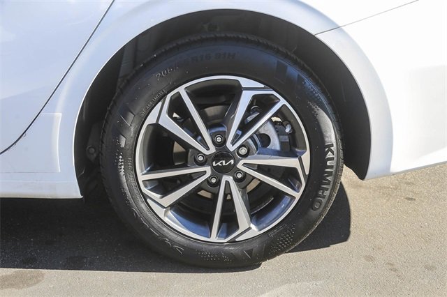 Certified 2023 Kia Forte LXS image 12