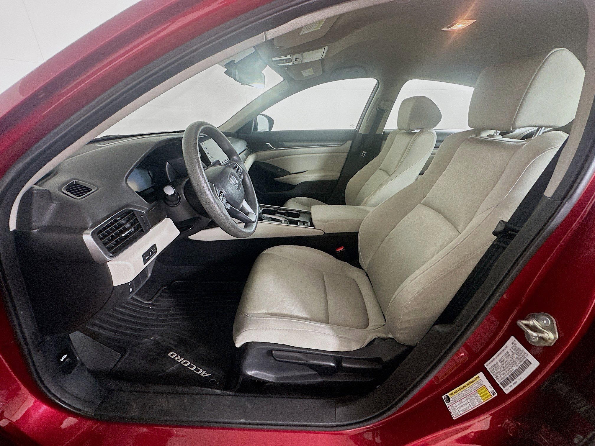 Used 2018 Honda Accord LX image 13