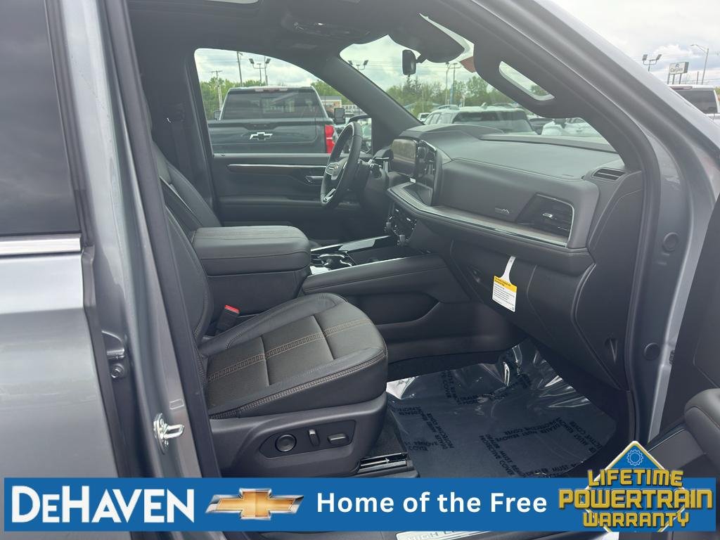 New 2026 Chevrolet Suburban High Country AWD/4WD image 27