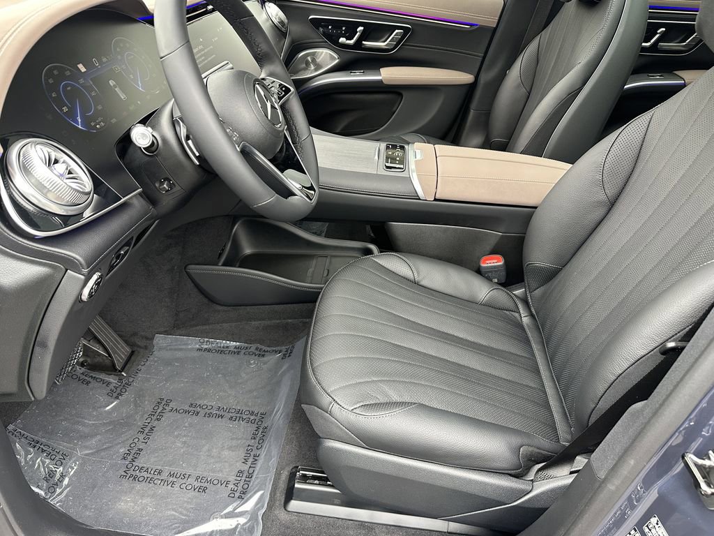 New 2026 Mercedes-Benz EQS 400 4MATIC SUV image 10