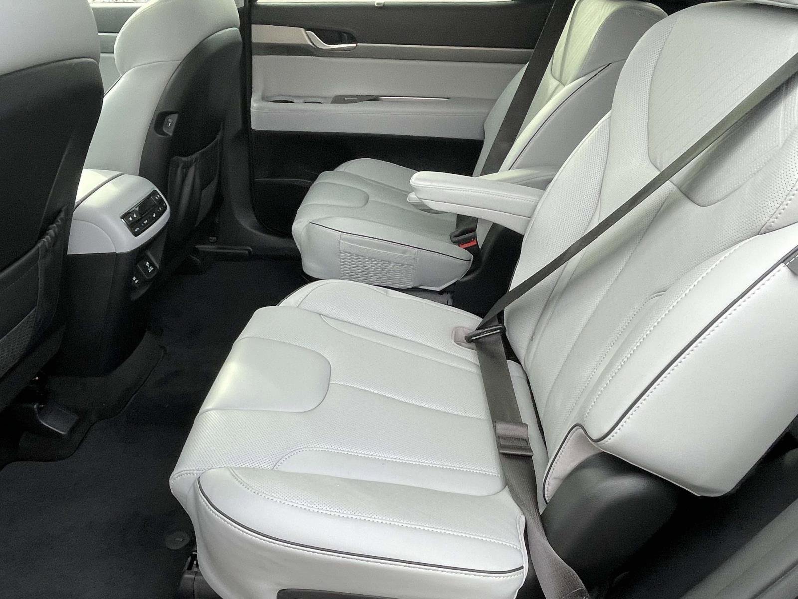 Used 2025 Hyundai Palisade SEL image 27