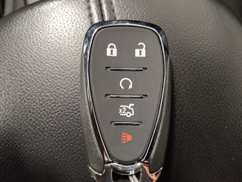 Used 2021 Chevrolet Malibu LT FWD image 32