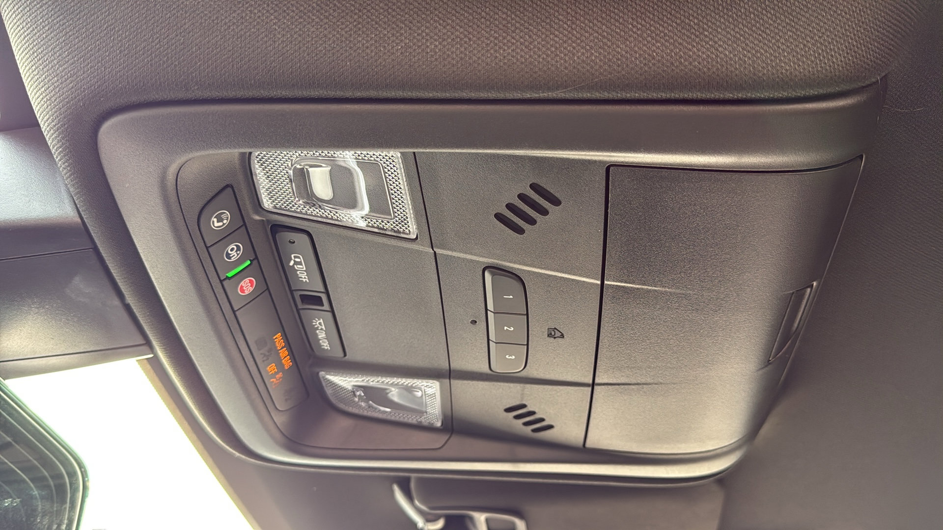 New 2026 Cadillac XT5 Luxury w/ LPO, Floor Liner Package image 29