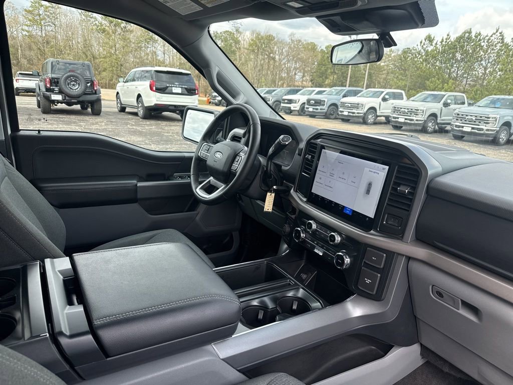 Used 2025 Ford F150 XLT w/ Equipment Group 301A Standard image 10
