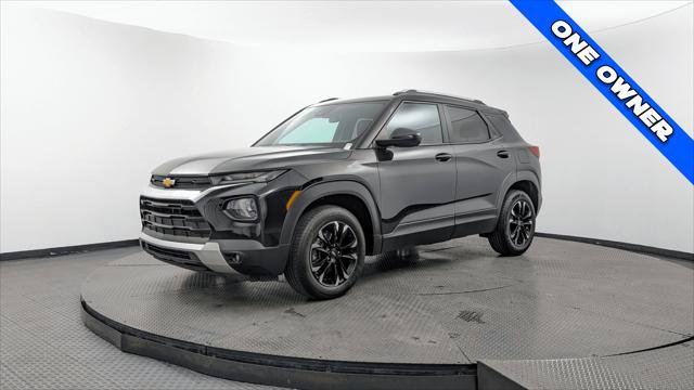 Used 2023 Chevrolet TrailBlazer LT w/ Convenience Package AWD/4WD image 2
