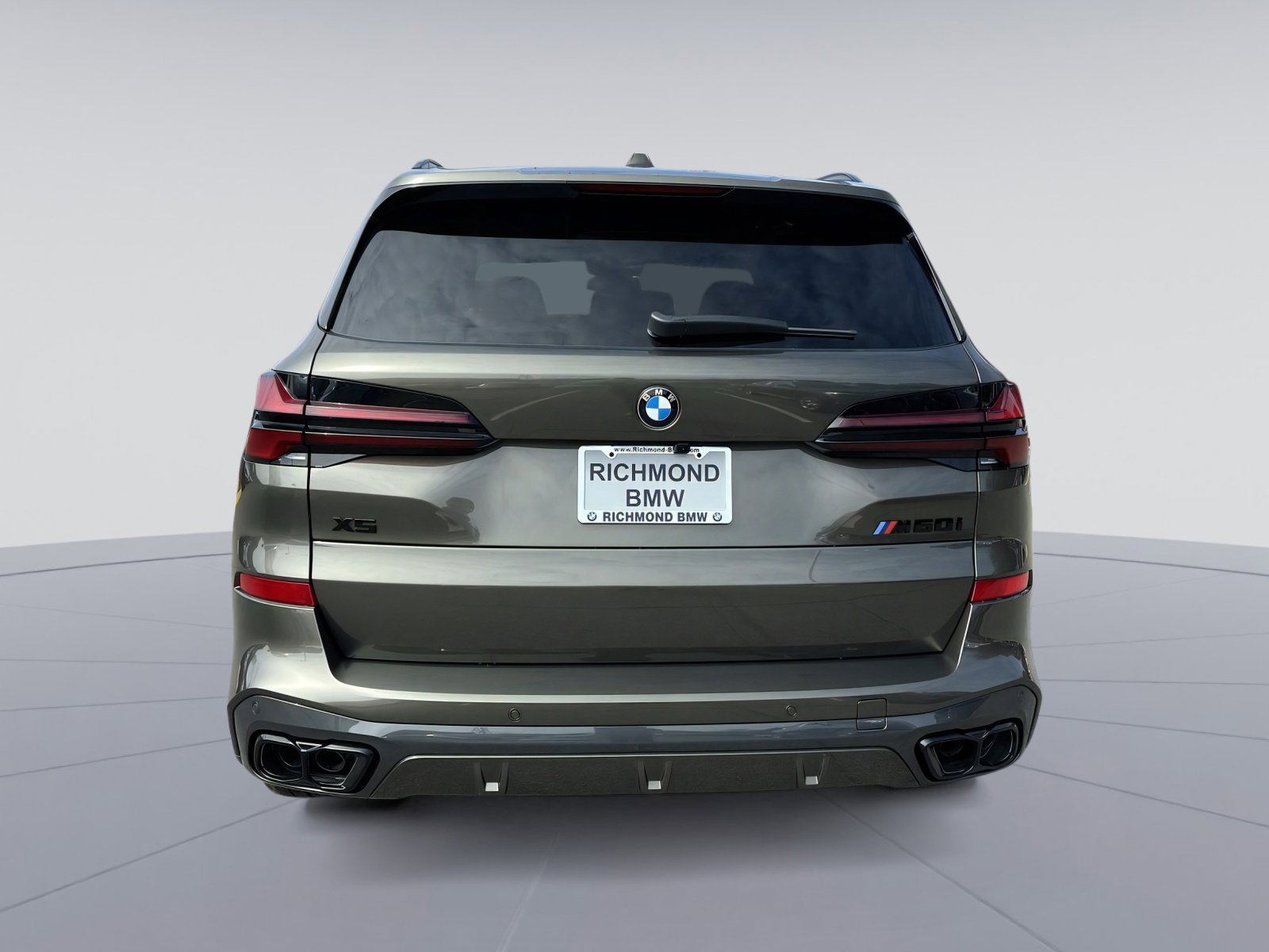 New 2026 BMW X5 M60i image 4