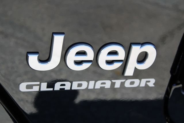 Used 2022 Jeep Gladiator Overland w/ Popular Equipment Package AWD/4WD image 12