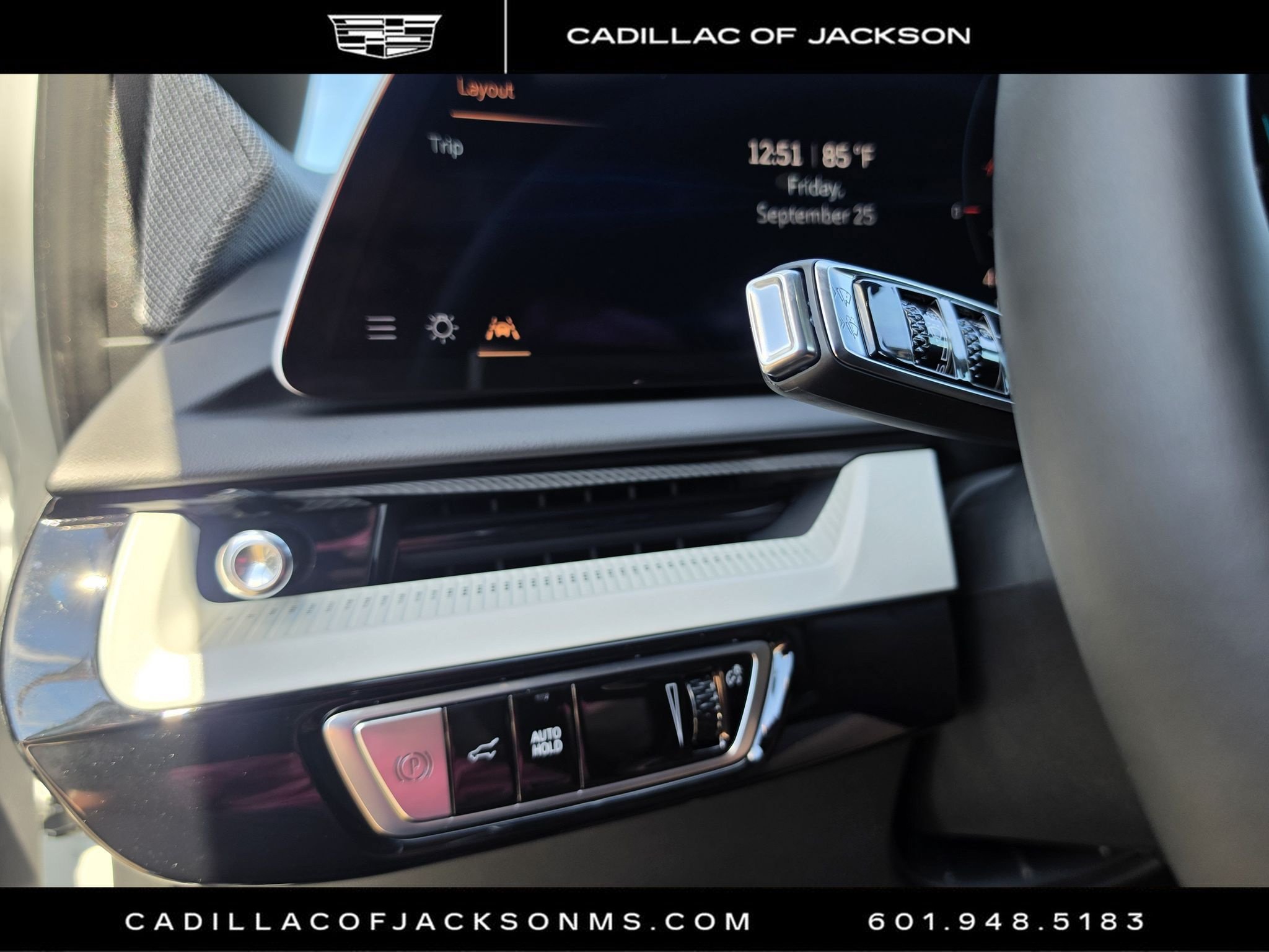 New 2027 Cadillac Optiq Sport w/ LPO, Floor Liner Package AWD/4WD image 20
