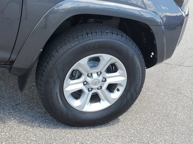 Used 2023 Toyota 4Runner SR5 Premium w/ Moonroof Package AWD/4WD image 6