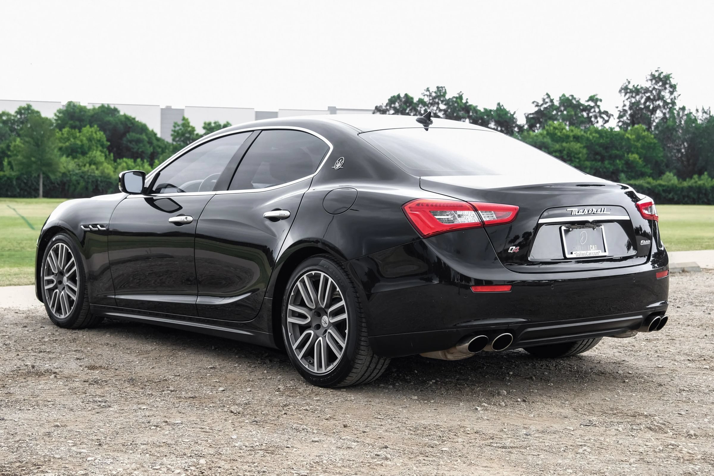 Used 2015 Maserati Ghibli S Q4 AWD/4WD image 12