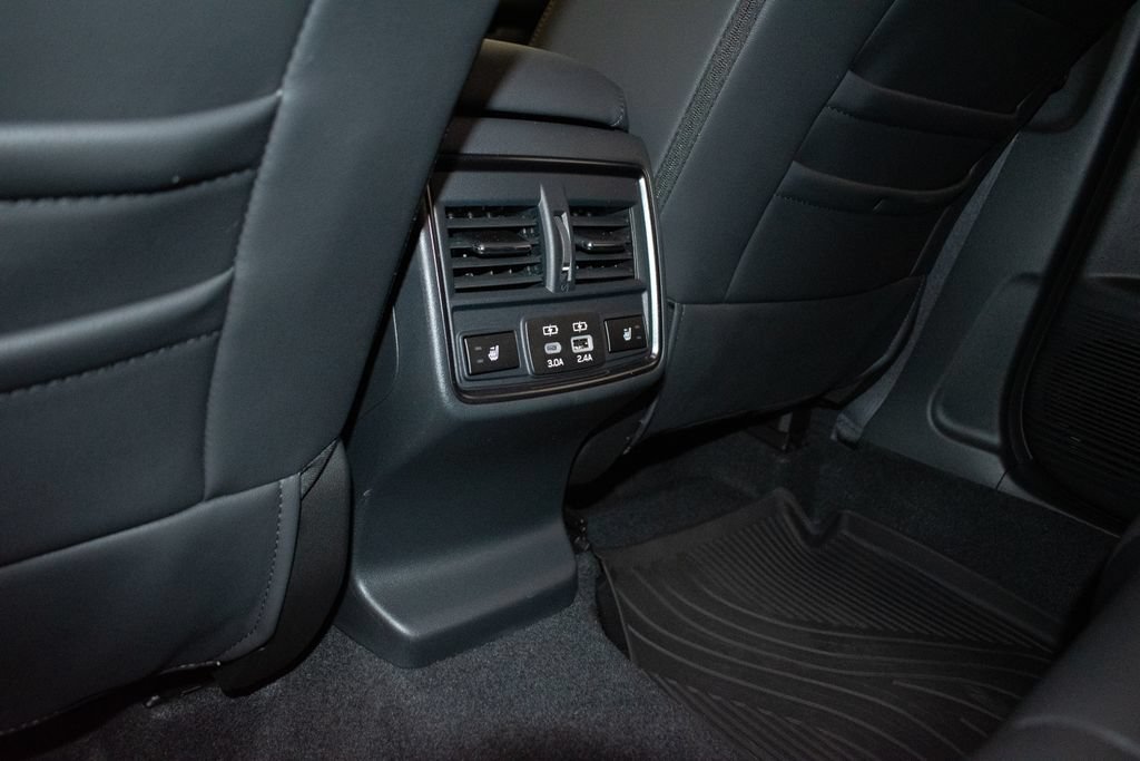 Used 2026 Subaru Outback Wilderness AWD/4WD image 23