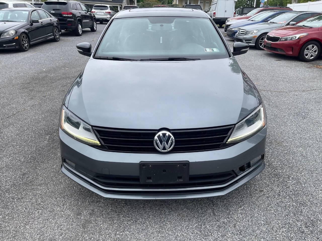 Used 2018 Volkswagen Jetta Sport FWD image 3