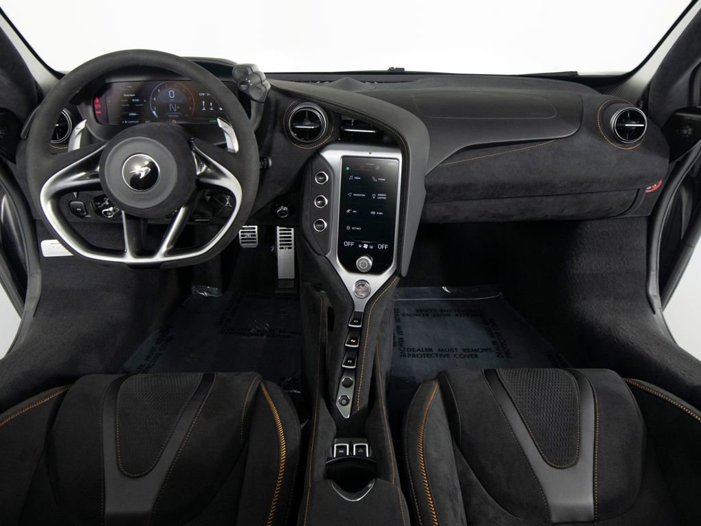 Used 2024 McLaren 750S Spider image 33