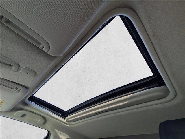 Used 2016 Nissan Juke SV image 16