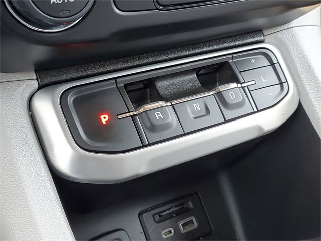 Certified 2023 GMC Acadia SLT image 15