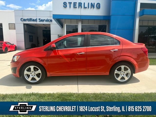 Used 2013 Chevrolet Sonic LTZ FWD image 2