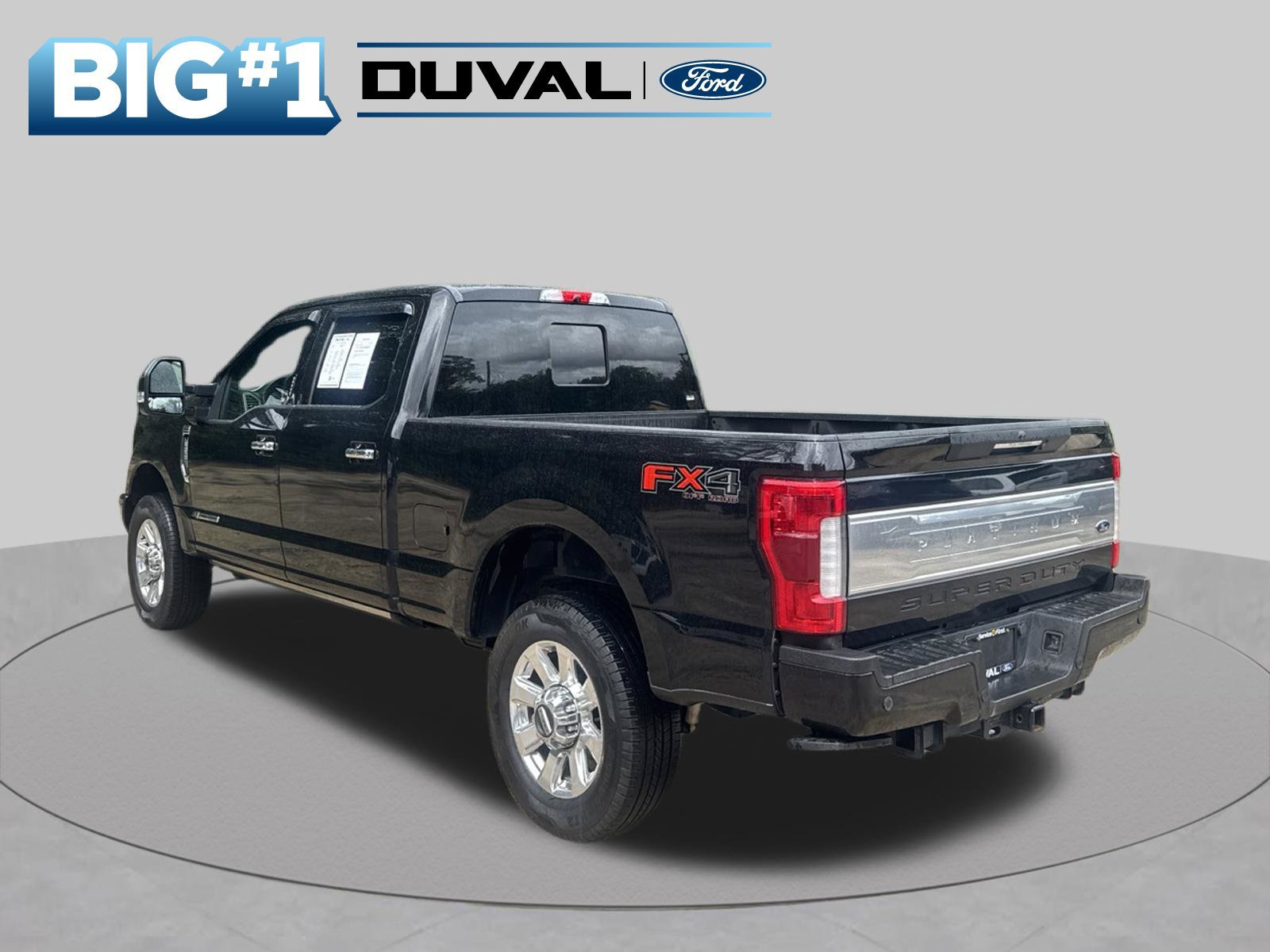 Used 2019 Ford F350 Platinum w/ Platinum Ultimate Package AWD/4WD image 4
