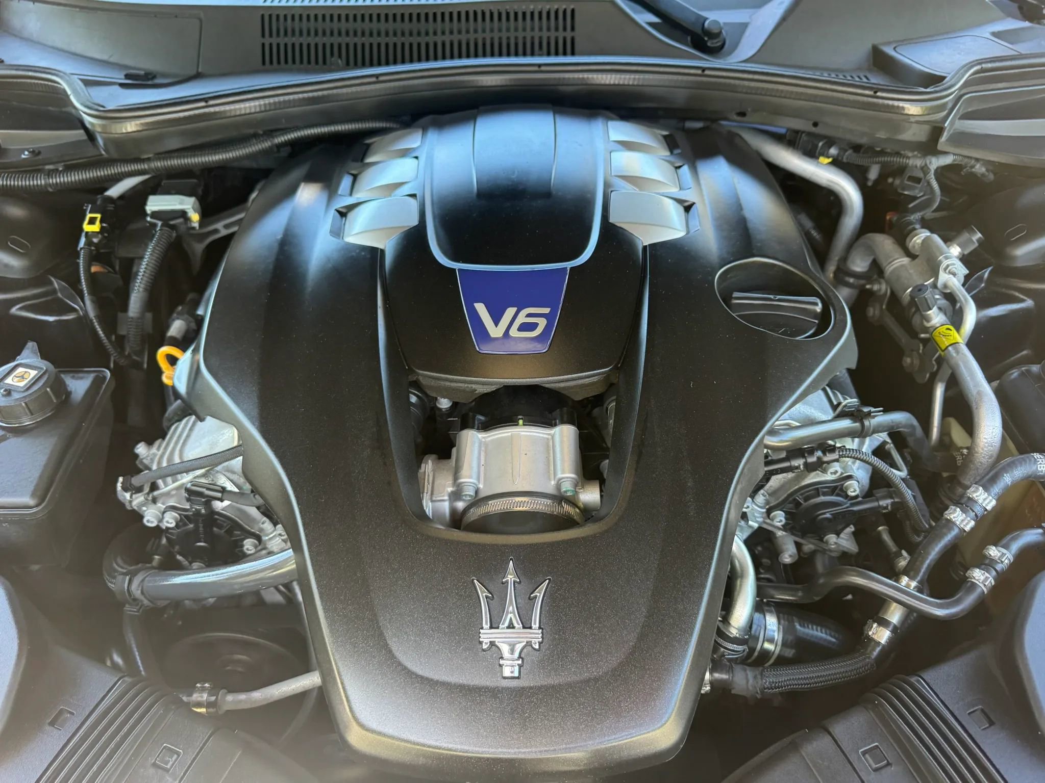 Used 2015 Maserati Quattroporte S Q4 AWD/4WD image 19
