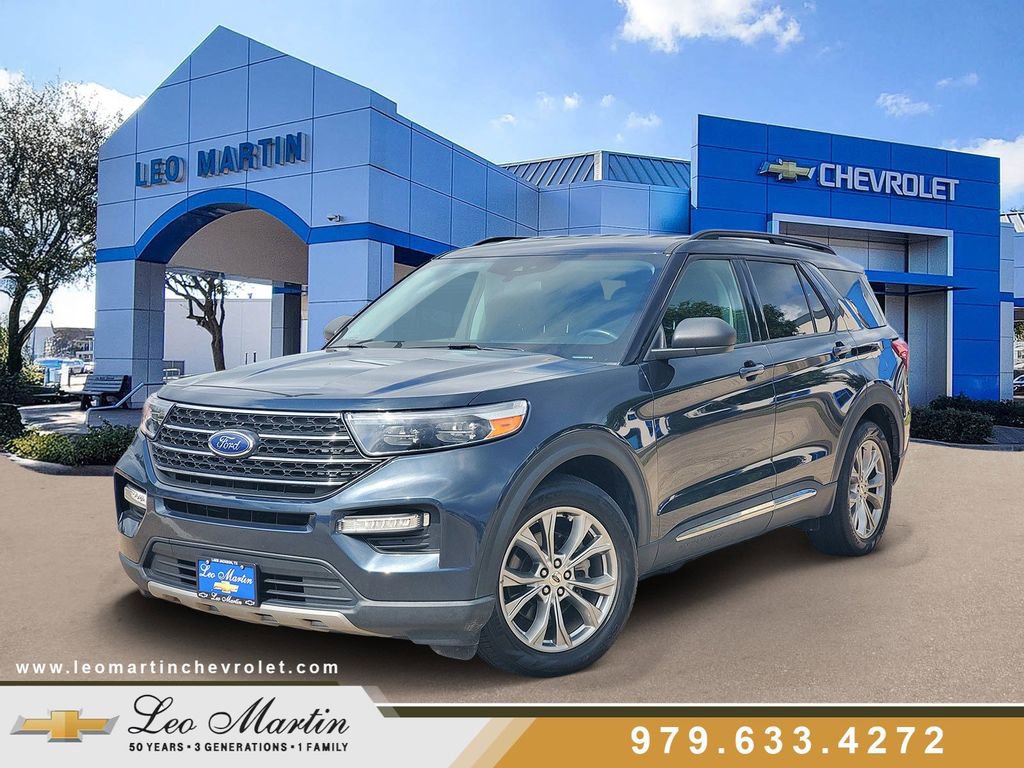 Used 2022 Ford Explorer XLT w/ Equipment Group 202A RWD image 1