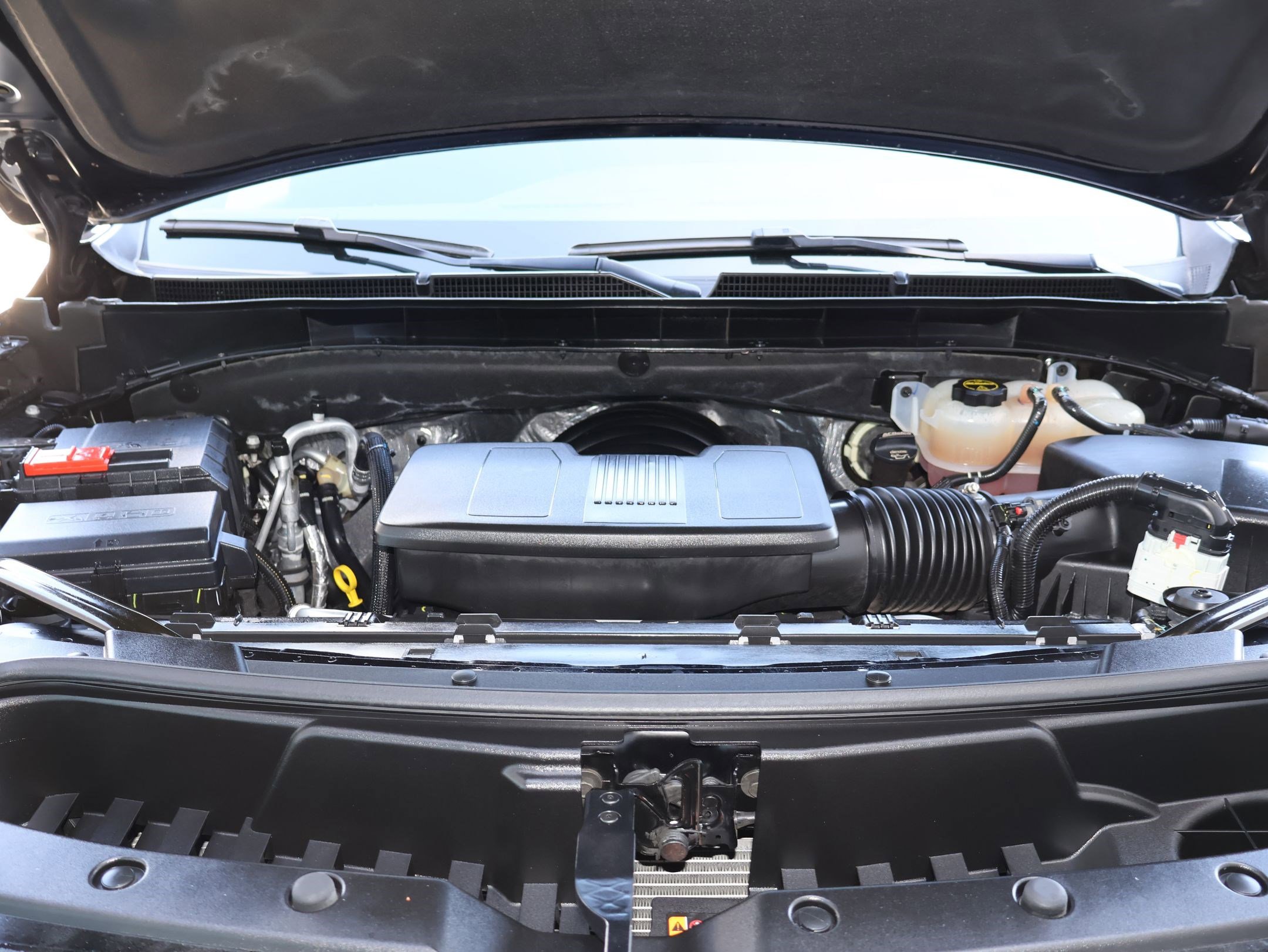 Used 2024 GMC Yukon Denali w/ Advanced Technology Package AWD/4WD image 33