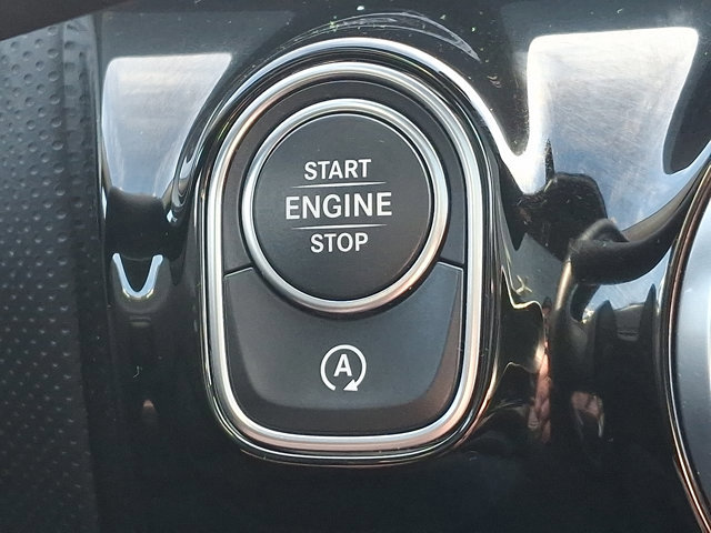 Used 2023 Mercedes-Benz CLA 250 4MATIC image 28