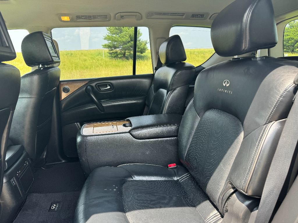 Used 2014 INFINITI QX80 4WD w/ Theater Package image 33
