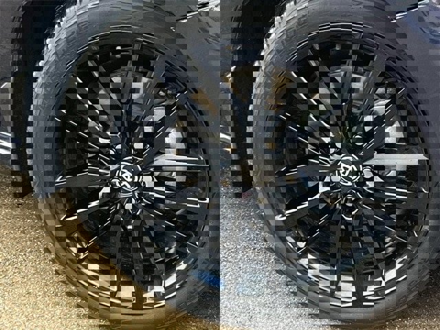 Used 2022 Toyota Camry XSE image 10