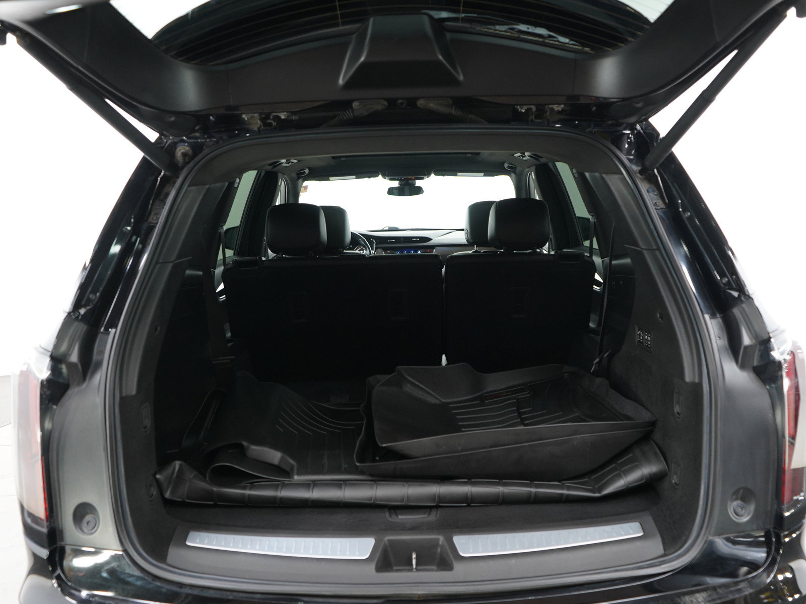 Used 2021 Cadillac XT6 Sport AWD/4WD image 17