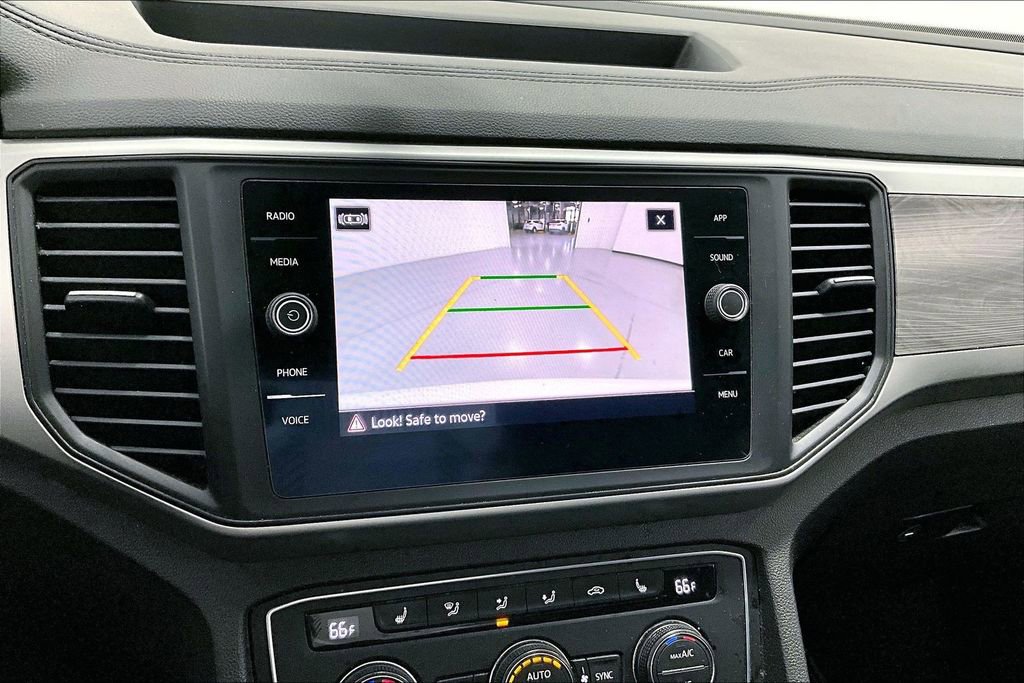 Used 2021 Volkswagen Atlas Cross Sport SE image 29